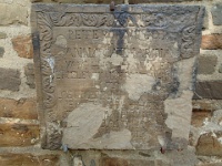 GTW 030618MK BeWaWo-pre 04  Grabmal am Heimatmuseum für die Eheleute Hartkop, die das Jung-Stilling-Haus erbauen ließen.