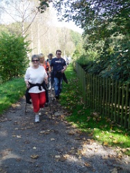 Merke: Nie vor dem Wanderführer gehen, wenn du unnötige Wege vermeiden willst ;-).
