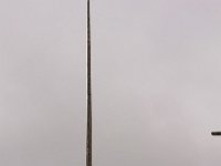 GTW-091119 joe 05  (GS) Der beeindruckende, über 30m hohe Maibaum in Wickhausen hat noch reichlich Platz.