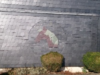 GTW-180218 joe 006  (GS) Eine hochwwertige Schieferarbeit an einem Reiterhof