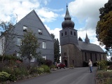 Gasthof Wigger und Kath. Kirche Unbefleckte Empfängnis in Wipperfürth-Egen