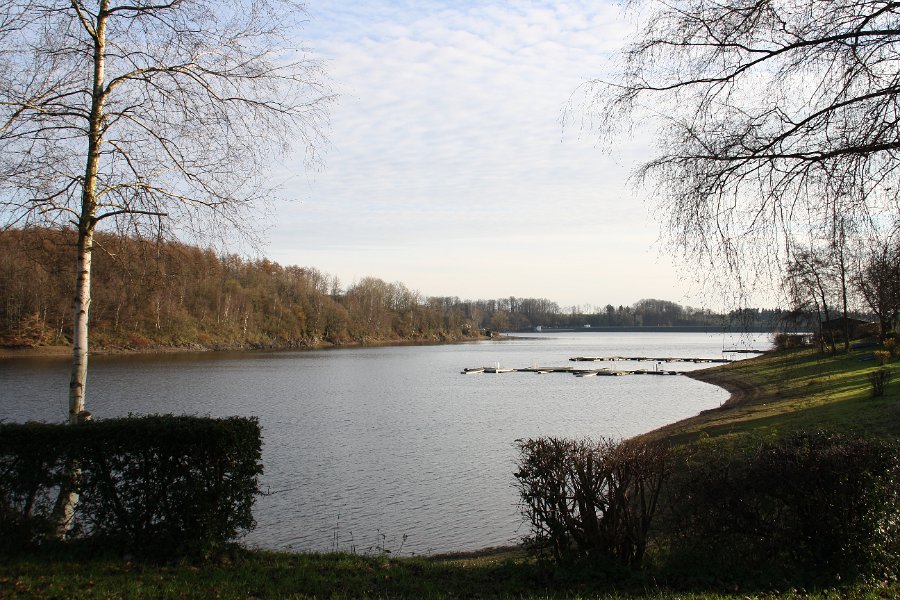 Die Bootsstege sind in der Saison natürlich belegt.