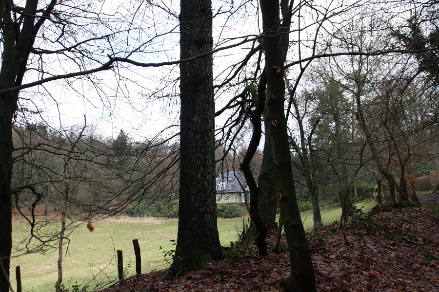 Die Villa Hardt - Familiensitz des Lenneper Tuchmacherfabrikanten Hardt, der viele Ländereien hier zum Ende des 19. Jahrhunderts aufgekauft hatte, um den Bau der Bevertalsperre zu ermöglichen