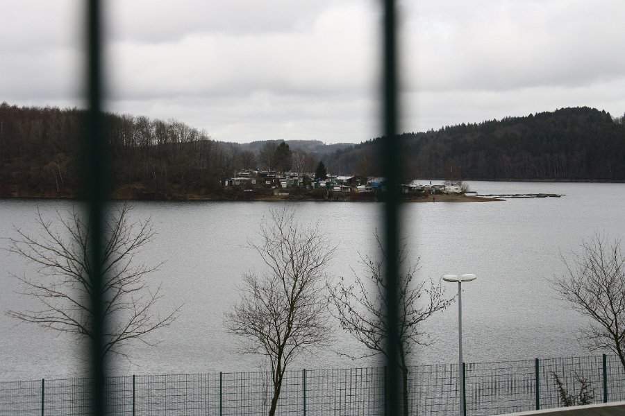 Nun sind wir schon mitten auf dem Campingplatz II und schauen auf Käfernberg.