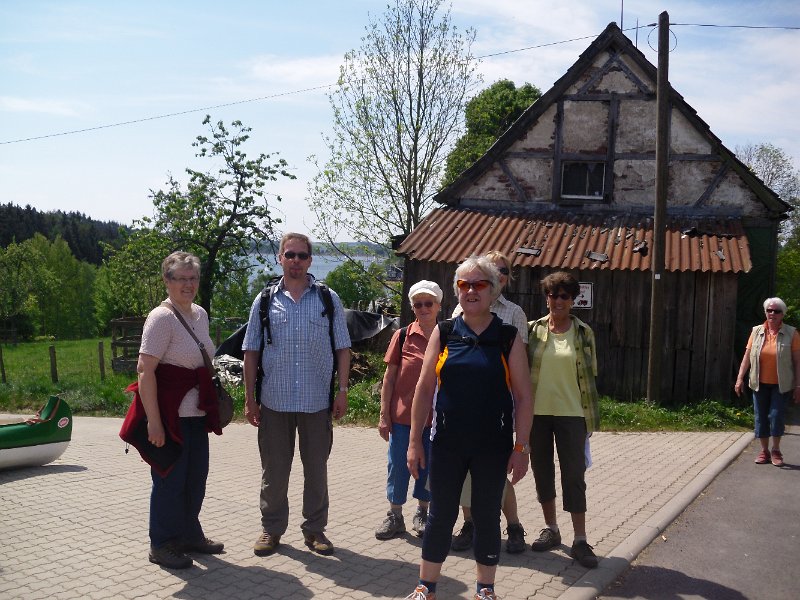 In der Hofschaft Höhe hat man einen der schönsten Blicke über die Talsperre auf den Staudamm und das "Seehotel" in Wefelsen.