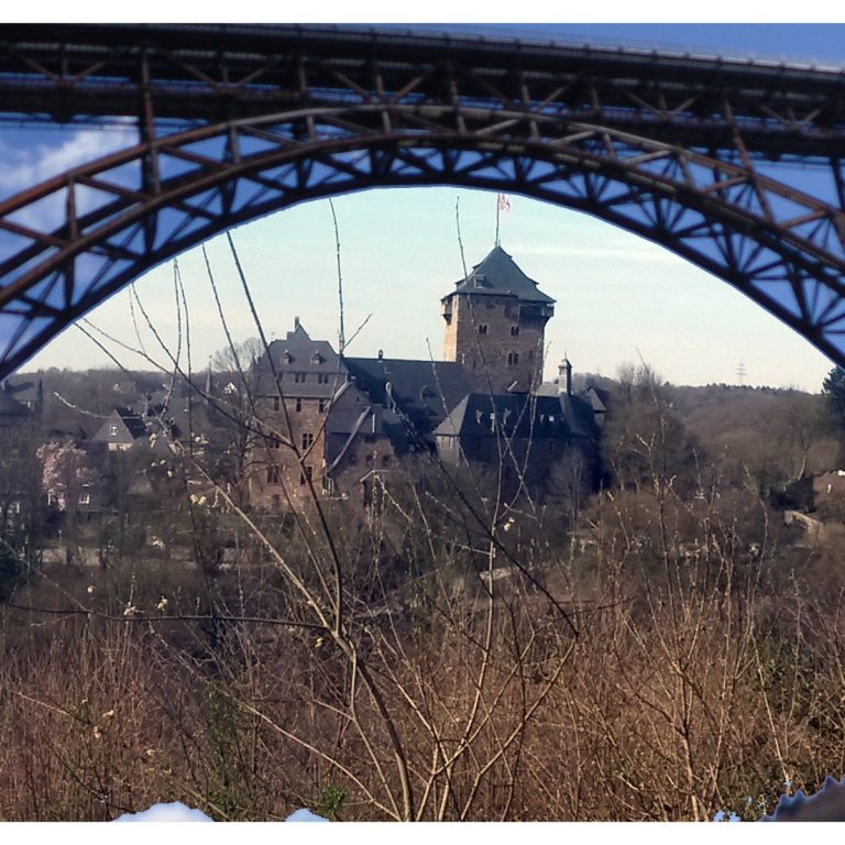 Collage Schloss Burg - Müngstener Brücke